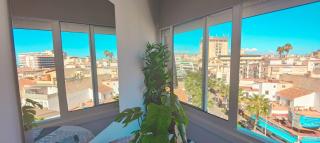 Avenida Palma de Mallorca City center with sea views BY NAMASTE ELITE - Torremolinos - 9