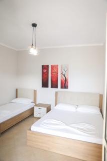 Luis Penthouse - Berat - 7
