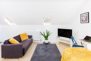 Solihull Studio by HS2 & NEC with SuperKing bed or 2 Single Beds plus Parking - Birmingham Contractor Stays - 3