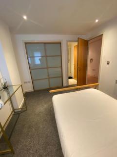 SECC&HYDRO BeAUTIFUL 2BR APARTMENT WITH FREE PARKING - 1