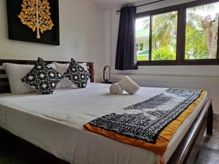 The Beach Boutique Resort - Ban Pak Nam Pran - 4