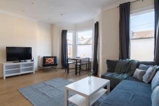 Two Bedroom Apartment in Tooting - Londres - 0
