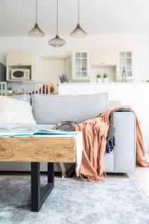 Chic Neve Tzedek 3BR & PARKING with Spacious Terrace - By BerryStays - Tel Aviv - 8