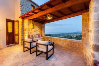 Ali Vafi's Villa - Heated Jacuzzi & Indoor Pool - Maroulás - 3