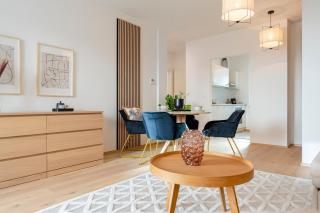 revLIVING Garden Lounge am Steinertor Parkplatz inklusive - 3