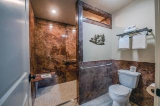 Flying Saddle Resort and Steak House - Alpine - 3