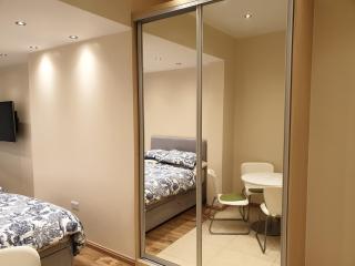 London Luxury 2 bed studio 4 mins from Ilford Stn - FREE parking, WiFi, garden access - Ilford - 9