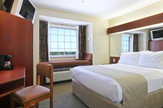 Microtel Inn & Suites by Wyndham Hattiesburg - Hattiesburg - 2