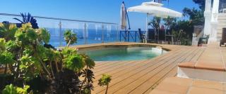 Vue magnifique, piscine privée chauffée et sauna à 10min de Monaco - 0