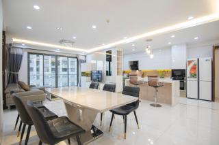 Luxury Gold Apartment 86 -Rooftop Pool Central City - Ho Chi Minh - 6