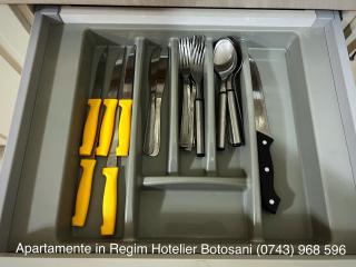 Apartament Ultra Modern 2 camere mari +1 camera mai mica - Botoşani - 2