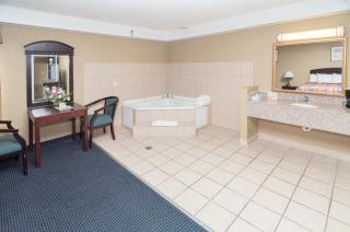 Days Inn & Suites by Wyndham Artesia - Artesia - 9