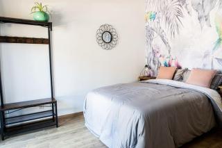 Chambre tropicale privée au coeur d'un village calme et proche du vignoble - Vinzelles - 1