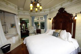 The Jabberwock Bed & Breakfast - Monterey - 3