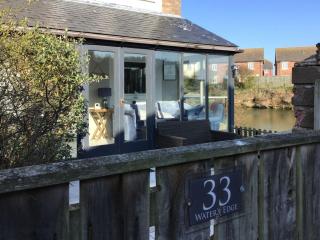 Water's Edge Holiday Home - Beadnell - 9