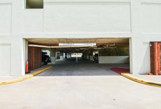 Galveston Luxury High Rise Oceanfront - Galveston - 4