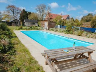Goosewing Hut-Qu7072 - Melton Constable - 8