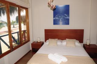 Apart Hotel Las Cherelas - Canoas De Punta Sal - 9