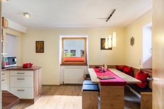 Ferienwohnung Galerie Kaiser - Mayrhofen - 2