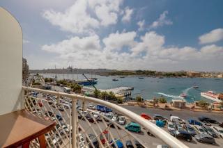 Seaview Apartment Top Location in Sliema - Sliema - 9