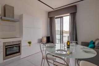 Seaview Apartment Top Location in Sliema - Sliema - 7