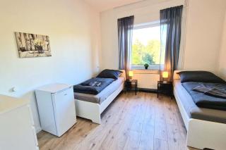 Modern 6-Bedroom Apartment with Rooftop Terrace, free Wi-Fi and Parking- MND01 - Menden - 8