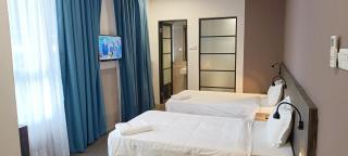 Roxy Hotel Sri Aman - Simanggang - 1