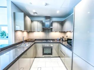 STAY BY LATINEM Luxury 1BR Holiday Home G2-2324 near Burj Khalifa - Dubai - 8