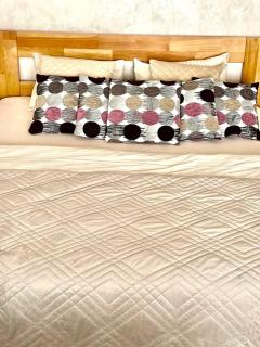 ATLANT luxury Family Apart поряд з ТЦ ДЕПОТ, БЕЗКОНТАКТНЕ ЗАСЕЛЕННЯ - Černivci - 4