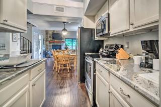 Cozy Gatlinburg Condo about 2 Mi to National Park! - Gatlinburg - 3