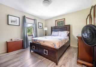 3500sqft Garden View Villa with Fire Pit near Tobyhanna Lake and Kalahari Resort - 7