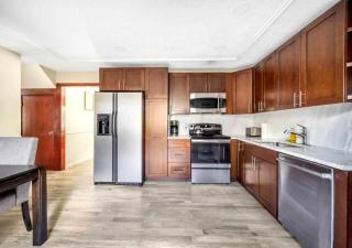 3500sqft Garden View Villa with Fire Pit near Tobyhanna Lake and Kalahari Resort - 3