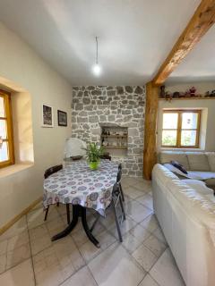 Queen’s vintage house - Podgorica - 3