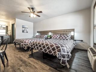 Valley Cabins Double Queen Hotel Room - - 0