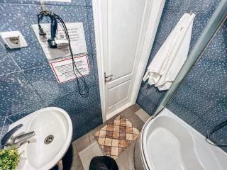 Guest House on Saksahanskoho Street - Kyiv - 4