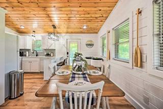 Broken Bow Retreat with Large Yard and Fire Pit! - Broken Bow - 3
