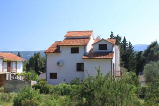 Apartments by the sea Vrboska (Hvar) - 8748 - 8