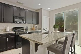 Stunning River Islands Home Near Lake & Boat House - Lathrop - 5