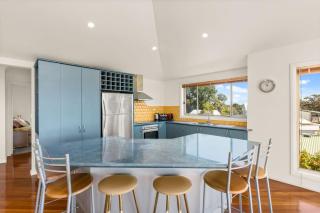 Anatoli by Experience Jervis Bay - 6