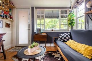 The Cozy Villa-private parking - 4