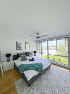 Belle by the Bay - Fingal Bay - 0