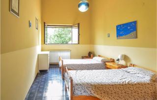 Gorgeous Home In Carano With Kitchen - Carano - 8