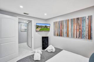 Classic Florida 6 Bedroom Heated Pool 10 mins to the beach - Pompano Beach - 1