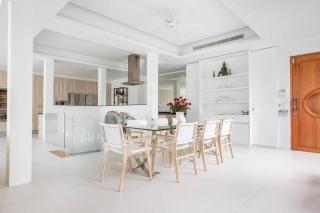 Villa Nirvana - Beachfront Tropical Chic 4BR Haven in Cape Panwa, Phuket - Ban Ao Makham - 6