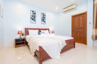 Patong Spacious 4 BR Vacation Home rooftop Views - Patong Beach - 9