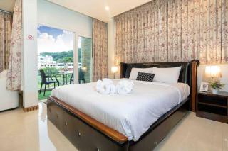 Patong Spacious 4 BR Vacation Home rooftop Views - Patong Beach - 1