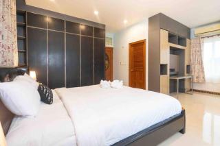 Patong Spacious 4 BR Vacation Home - Patong Beach - 1