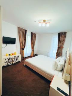 Cabana Din Poienita - 2