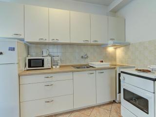 Apartment in Senj Lika- Karlovac with terrace - Senj - 4