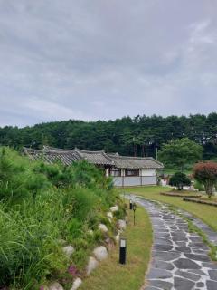 Hakdong Hanok Pension - 9